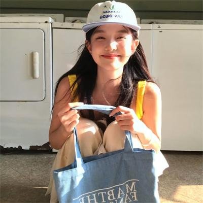 陛下天天被咖妃肘击